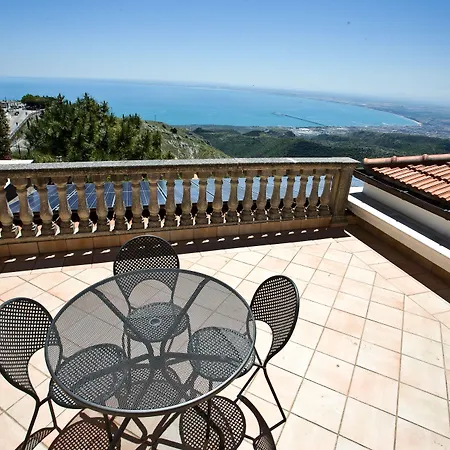 Palace San Michele 4* Monte SantʼAngelo