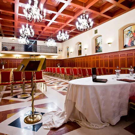 Palace San Michele فندق Monte SantʼAngelo