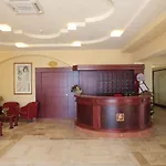 Palace San Michele Otel Monte SantʼAngelo