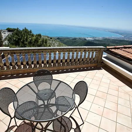 Hotel Palace San Michele 4*