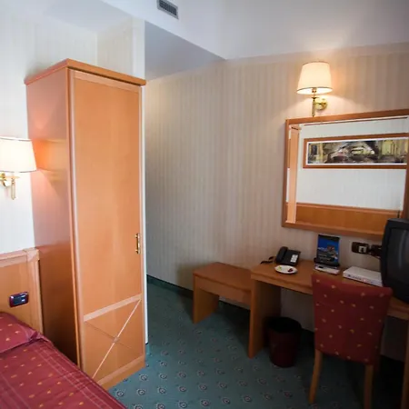 Palace San Michele Hotel 4*
