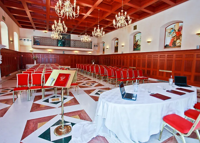 Palace San Michele 4* Monte SantʼAngelo