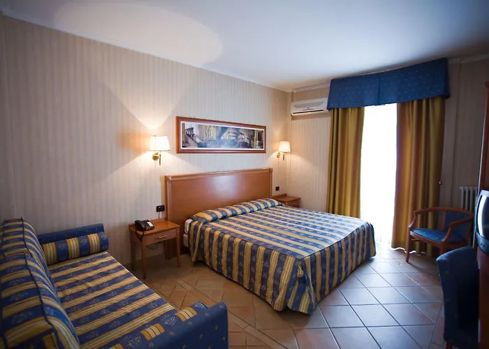 Palace San Michele Hotel Monte SantʼAngelo