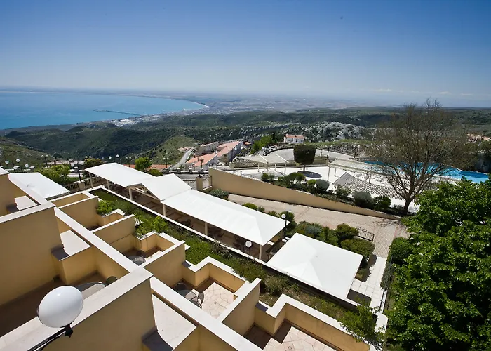 Palace San Michele Hotel Monte SantʼAngelo